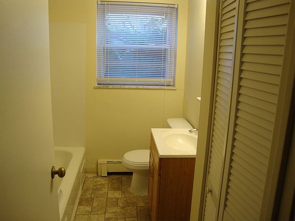 3rd image of 4257 Hegner Ave APT 4