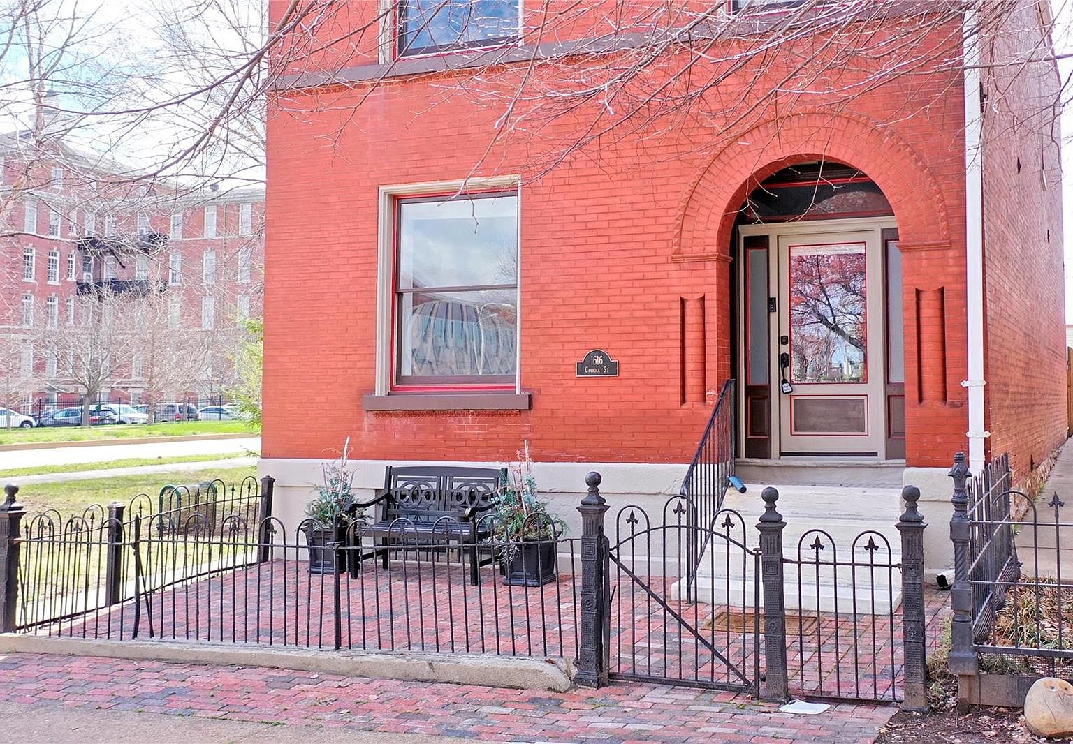 1616 Carroll St, Saint Louis, MO 63104 | Zillow