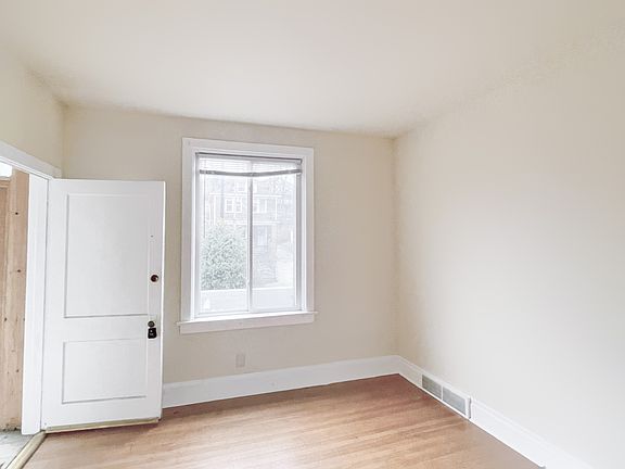 3rd image of 3555 Beechwood Blvd Floor 2