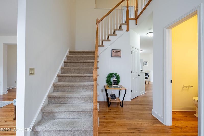 3rd image of 16 Chester Drive