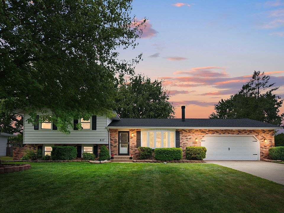 1st image of 617 Greentree Dr