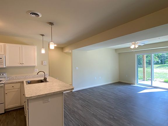 4th image of 2965 W Old State Rd #201