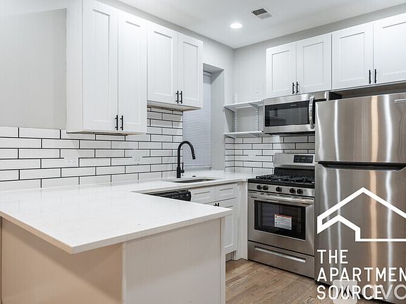 2nd image of 1649 N Paulina St APT 1F