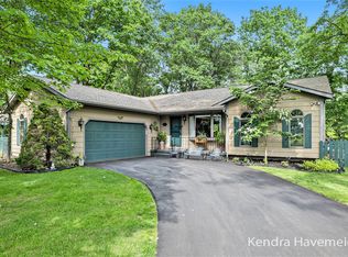 7220 River Ridge Rd, Stanwood, MI 49346