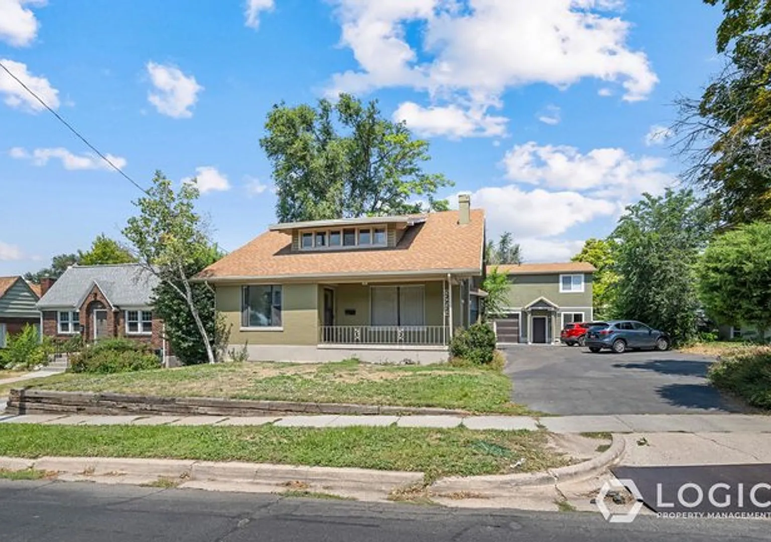$1,200 Off Your First Month's Rent! — Photo 1