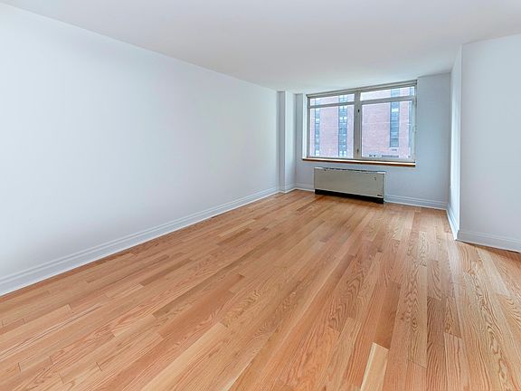 5th image of 1760 2nd Ave APT 4C