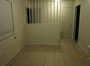 824 Sutter Ave APT A, Modesto, CA 95351