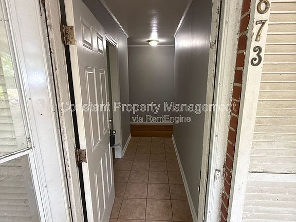 3rd image of 2873 Audubon Cir #2873