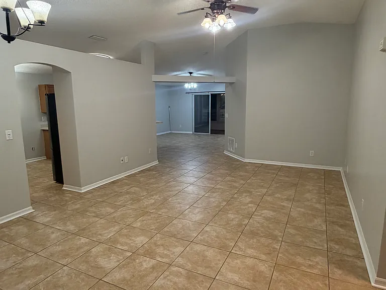 4911 Manchester Dr — Photo 18