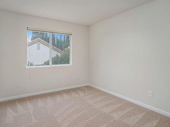 2nd image of 718 Brookside Dr