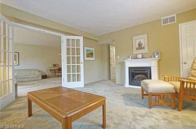 5th image of 13610 Shaker Blvd APT 401