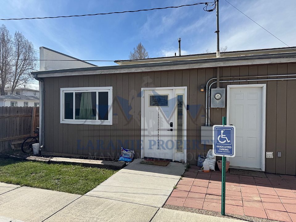1st image of 869 N 4th St Suite B