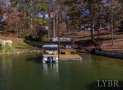 2nd image of 42 Lakewood Forest Cir