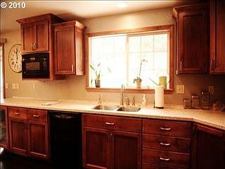 2nd image of 2540 NW Loma Vista Dr