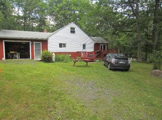 61 Bernhard Rd, Barnesville, PA 18214