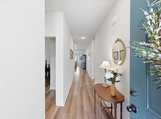 1437 Arabella St, Charleston, SC 29414