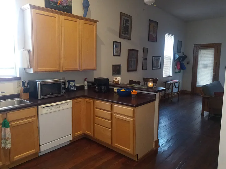 2118 Camp St #2118 — Photo 5
