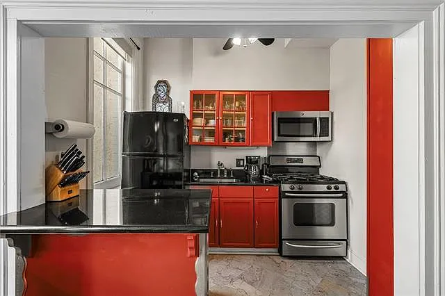 2801 Saint Charles Ave #106-G — Photo 12
