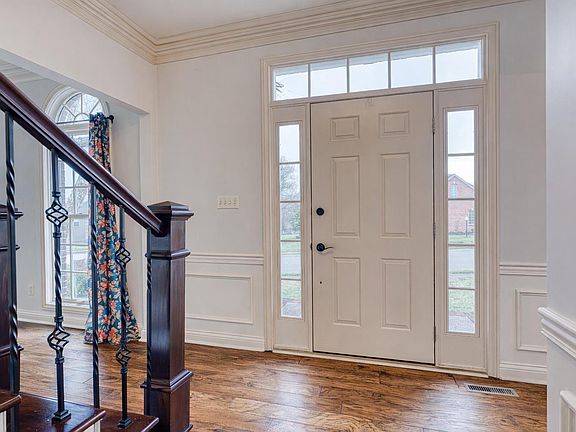 4th image of 2211 Kenyon Ridge Ct