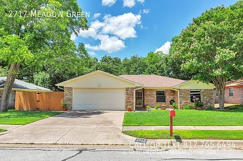 2717 Meadow Grn Photo 1