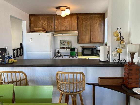 5th image of 292 Rossmore Dr Unit 2