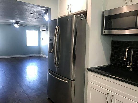 5th image of 672 Mercury St