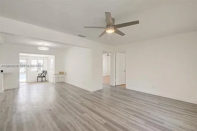 638 SW 5th Ave — Photo 5