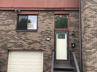 69 Universal St, Bridgeville, PA 15017