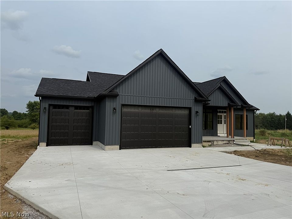 2nd image of 1095 Albright McKay Rd SE