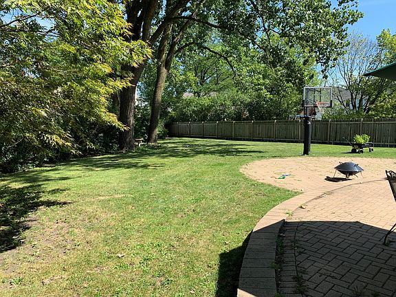 3rd image of 3642 Westfield Ln