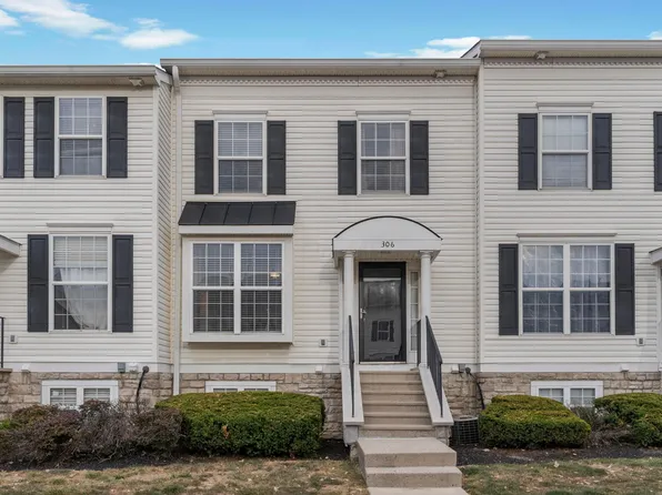 306 Shadbush Dr, Blacklick, OH 43004