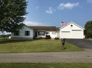 140 Apple Ridge Dr, Beaver, WV 25813