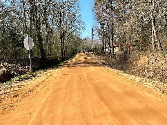 5th image of 2631 Scott Rd