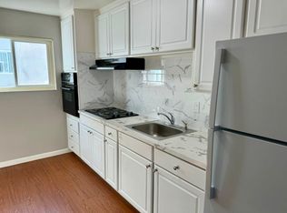 2050 Latham St APT 37, Mountain View, CA 94040