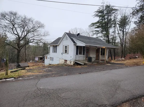 361 Cemetery Rd, Wapwallopen, PA 18660