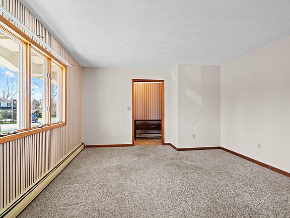 4th image of 314 Park Avenue Ext