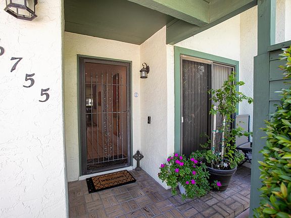 3rd image of 6755 SE Bunker Hill Drive