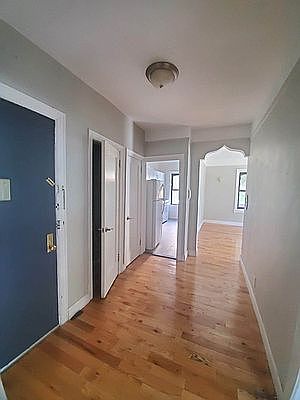 5th image of 2513 Newkirk Ave #15