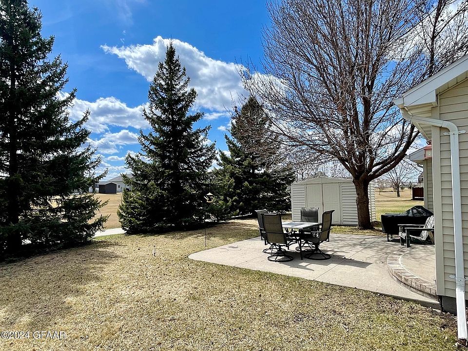 2nd image of 5168 S Pines Ct