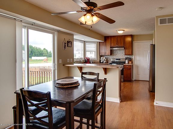 5th image of 948 Bolton Farms Ln