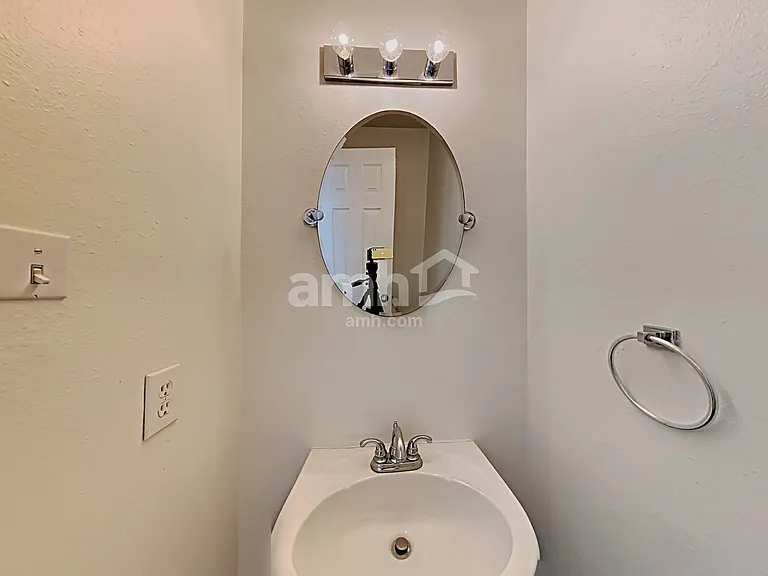 14614 Twisted Pecan Ct — Photo 7