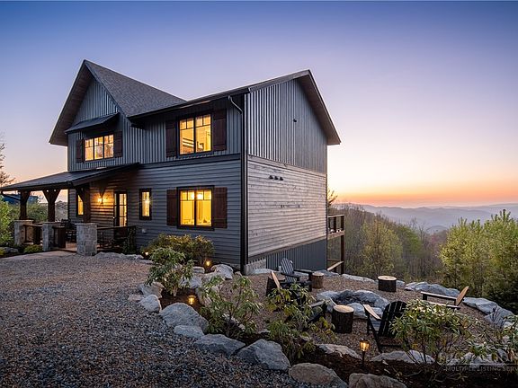 2nd image of 68 Fernwood Trail