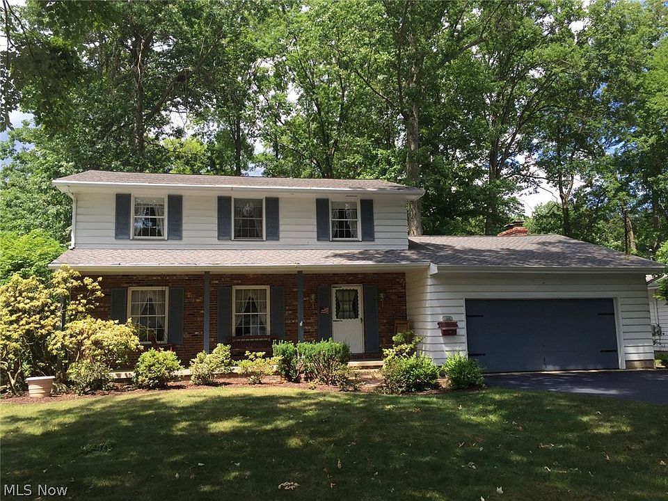 1st image of 1760 Dodge Dr NW