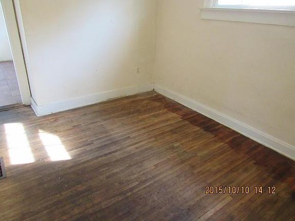 4th image of 776 S Wayne Ave