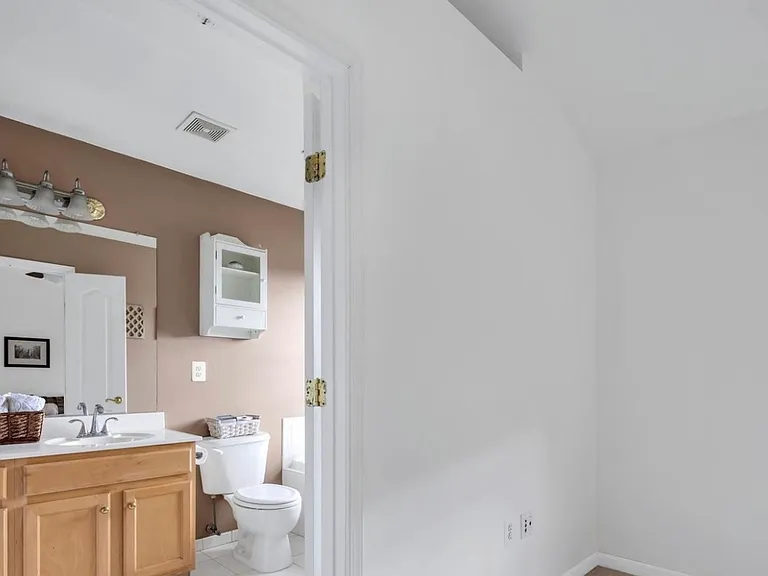 13597 Flying Squirrel Dr — Photo 11