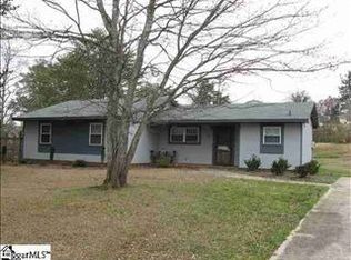 16 Barclay Dr, Travelers Rest, SC 29690