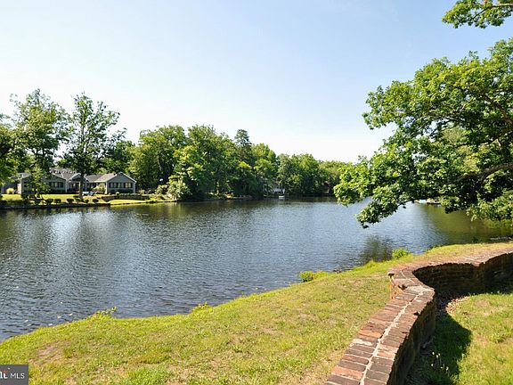 4th image of 134 Taunton Blvd