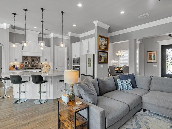 5th image of 3804 Hidden Hills Cir