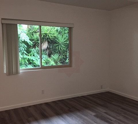 5th image of 3756 San Remo Dr #21