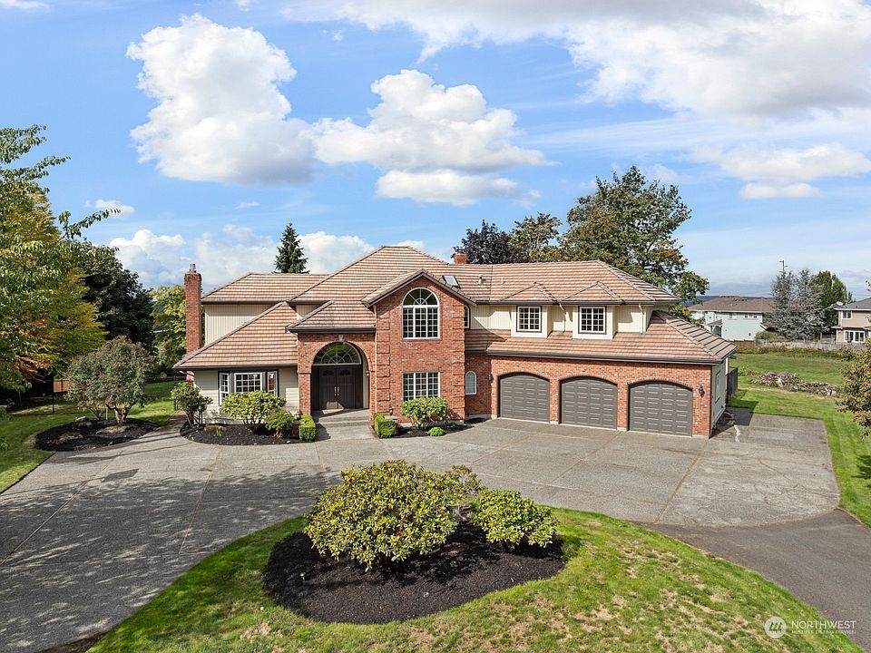 1st image of 7604 83rd Avenue NE